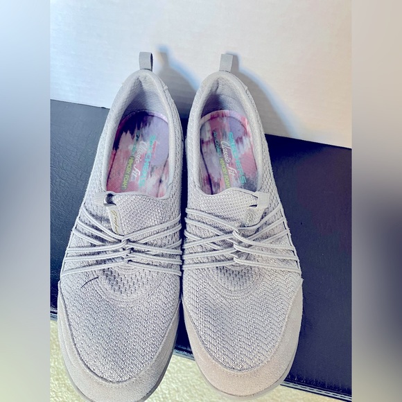 Sketchers Empress walking comfort shoe womens gray size 9 classic fit air cooled - Picture 2 of 5